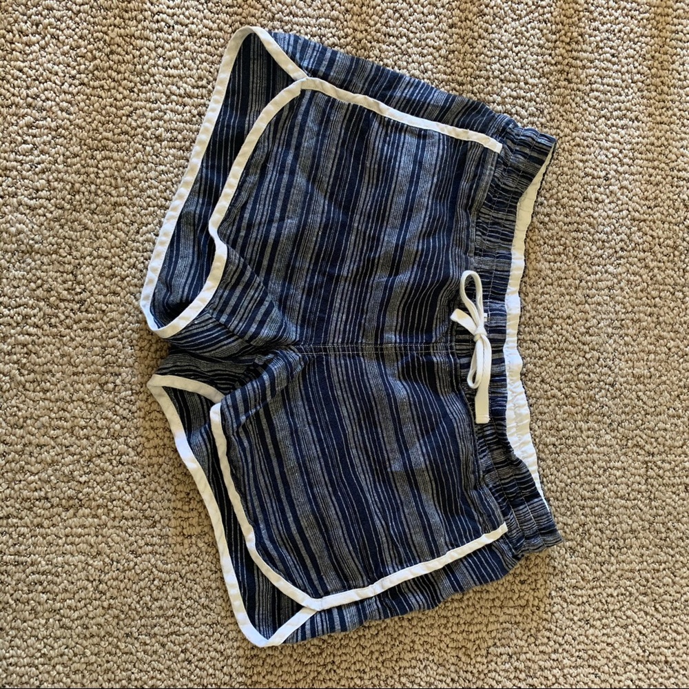 Linen shorts